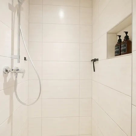 Lejlighed Erdgeschosswohnung, Zentral, Ruhige Lage